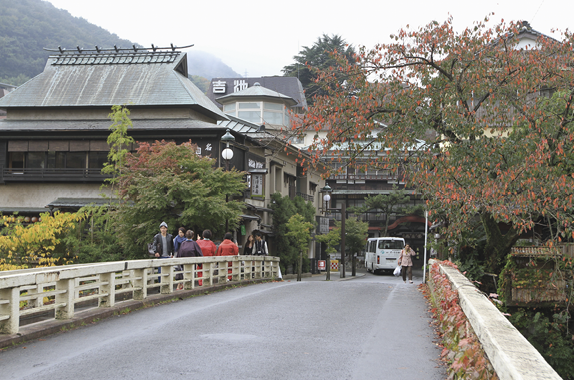 西山孝樹准教授2